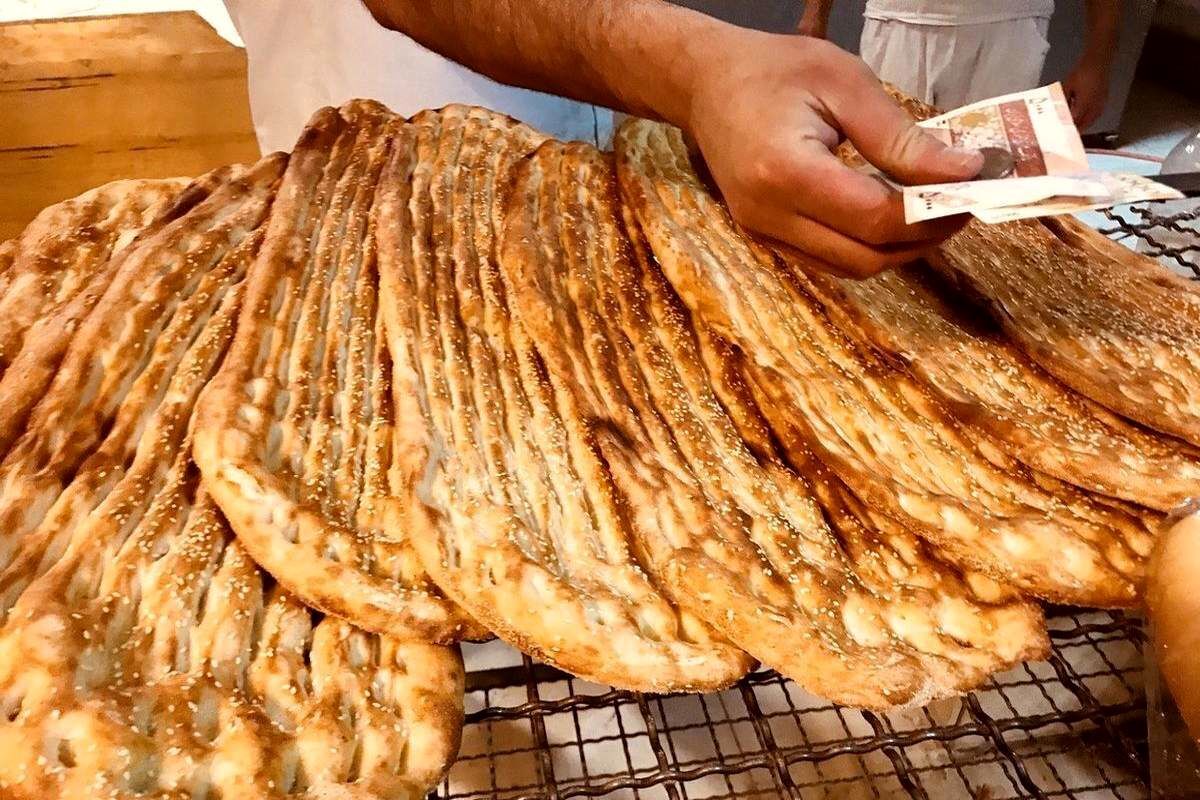 نرخ جدید نان‌های آرد کامل در قم ابلاغ شد